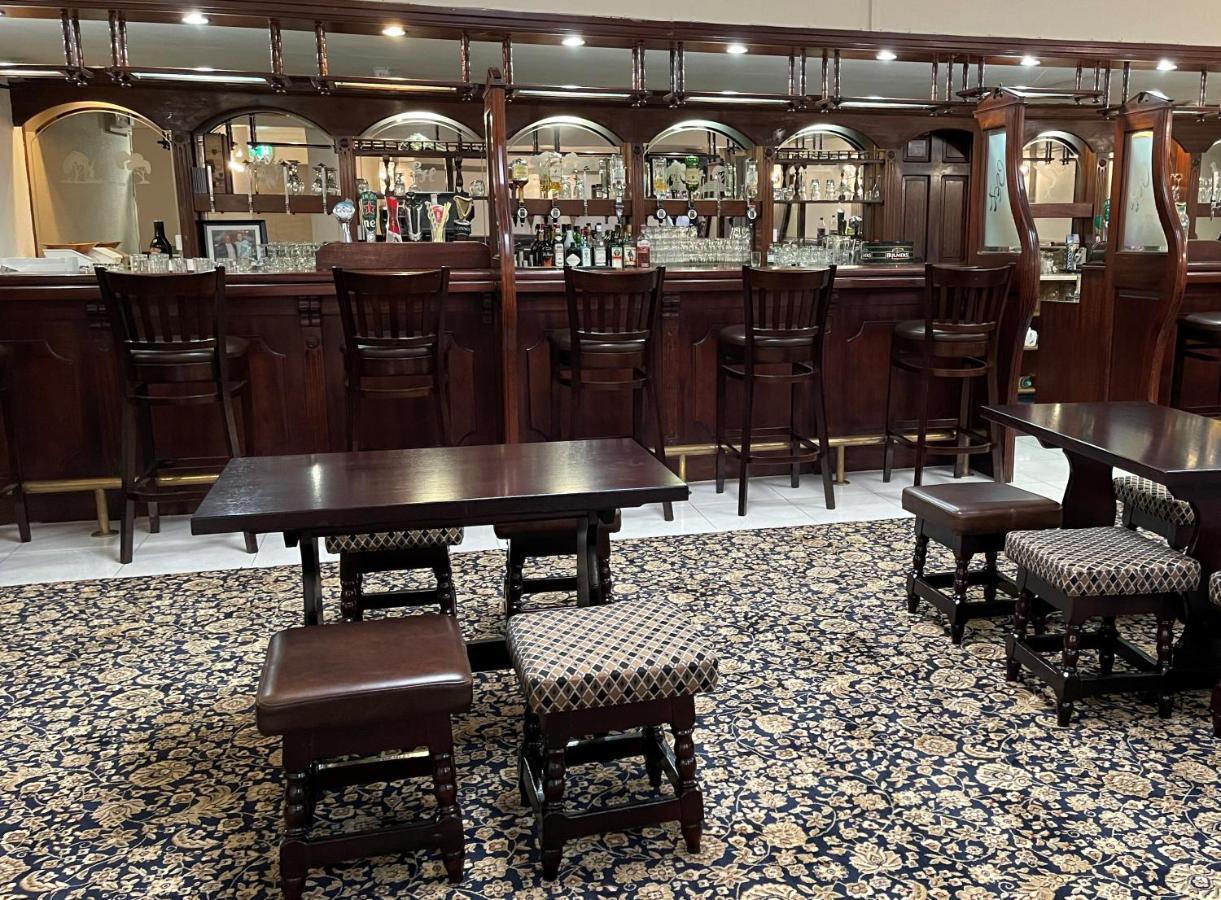 Grand Hotel Moate Ngoại thất bức ảnh