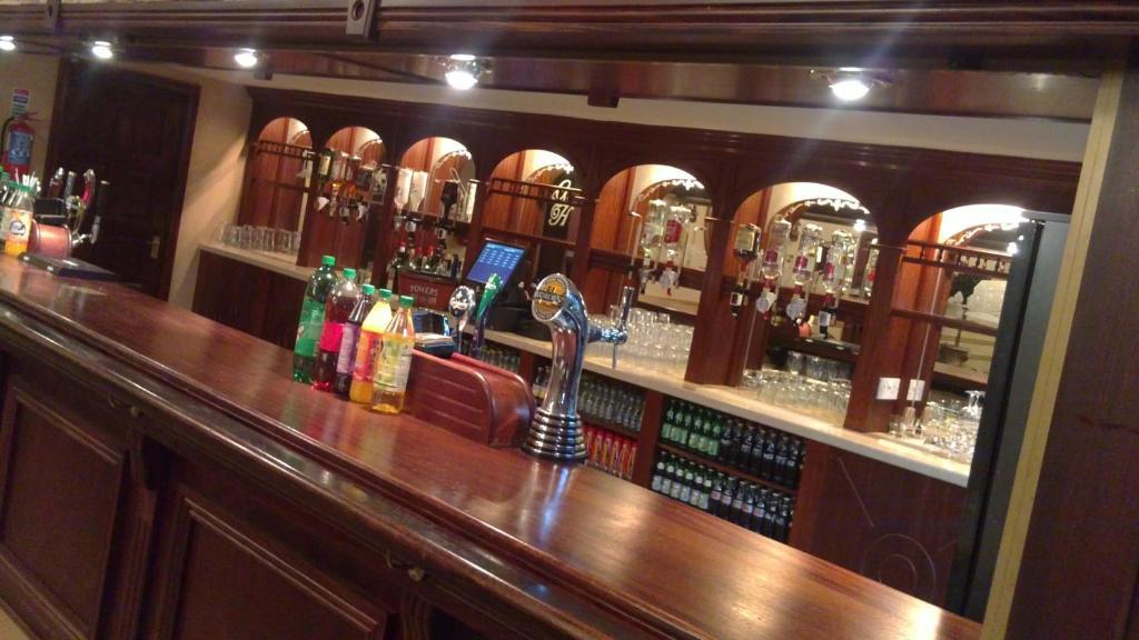 Grand Hotel Moate Ngoại thất bức ảnh